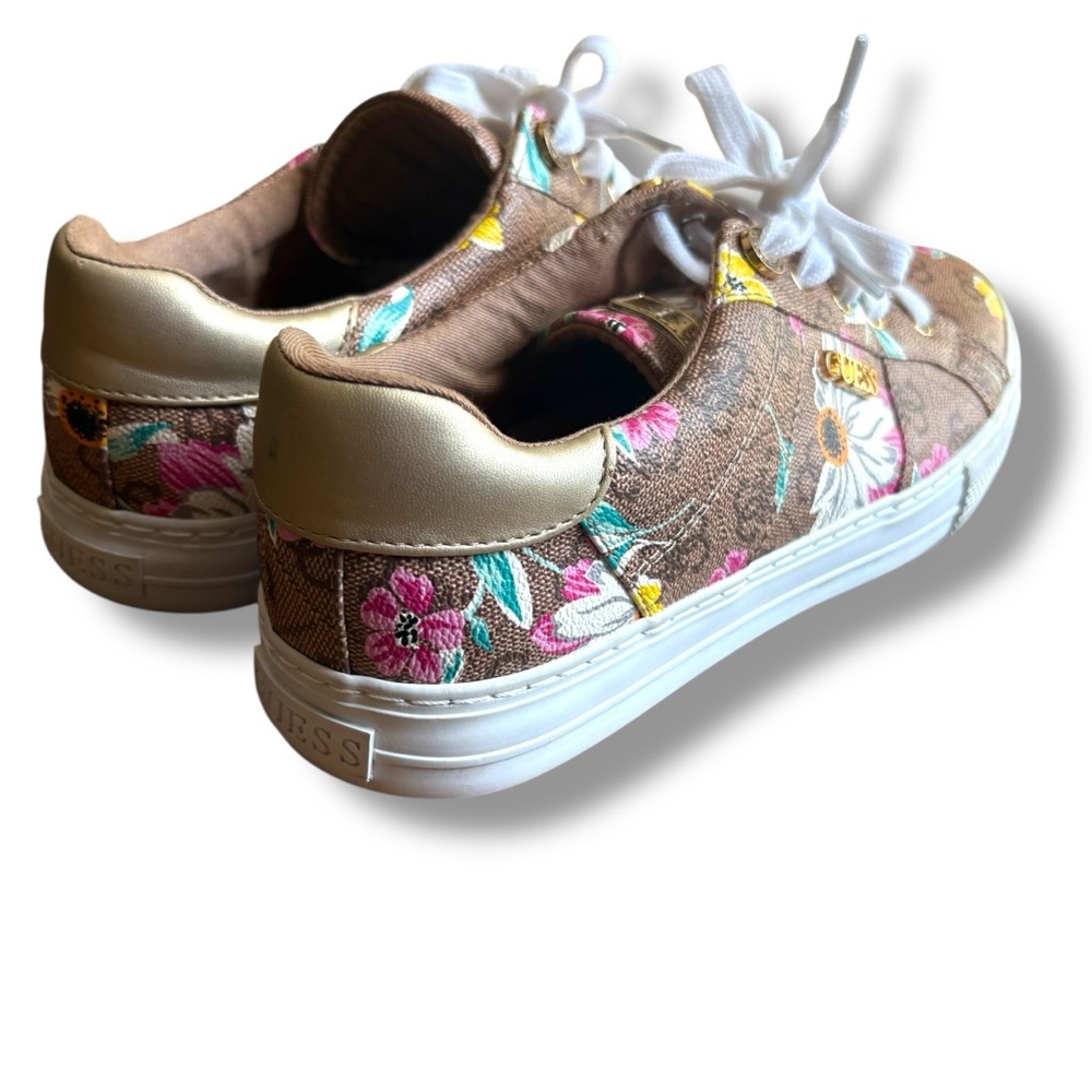 GUESS Women’s Shoes Size 9.5 M Floral Design Sneaker Low Top Lace Up - Picture 4 of 8